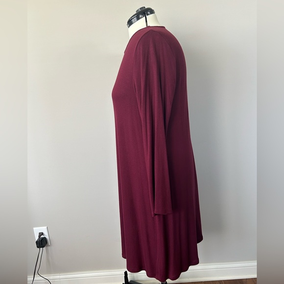 Old Navy Lightweight Sweater Dress - Picture 2 of 5